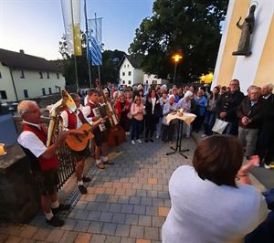 2025-08-25 - Gleißenberg gratuliert Pfarrer Merl 2