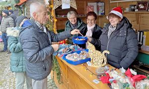 2025-11-29 Christkindlmarkt Dalking Bild 4 Senioren Pfarrei